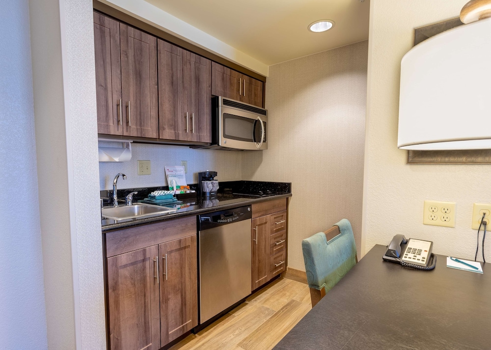 Homewood Suites by Hilton Carlsbad North San Diego County - photo 15