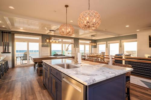 The Sandcastle by Oak Island Accommodations - photo 14
