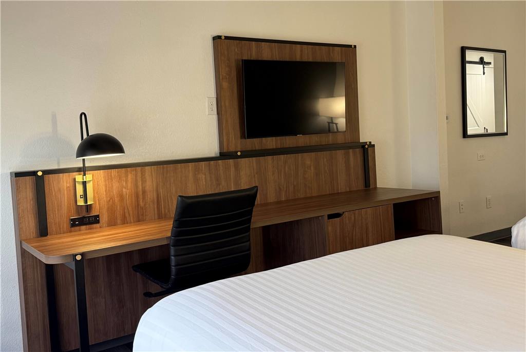 Wingate by Wyndham Indianapolis Airport Rockville Rd. - photo 19