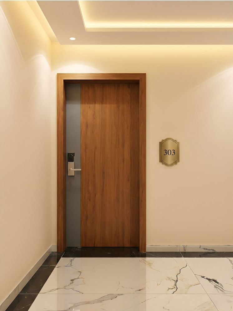 Hotel Pragya Paradise — hotel in Sanwer
