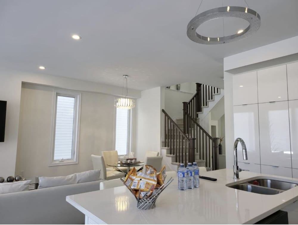 5 Star Home — Nepean — photo 5
