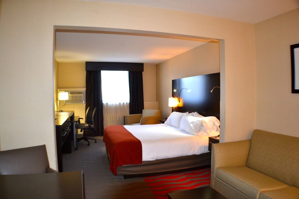 Holiday Inn Express Hotel & Suites Waterford by IHG - photo 13
