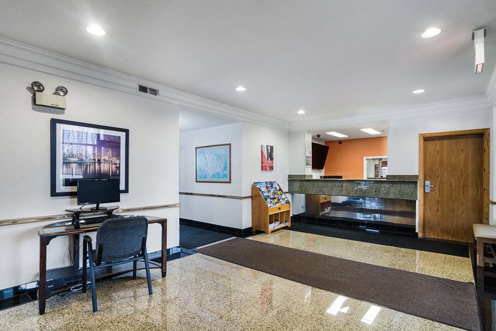 Motel 6 Libertyville IL - photo 28