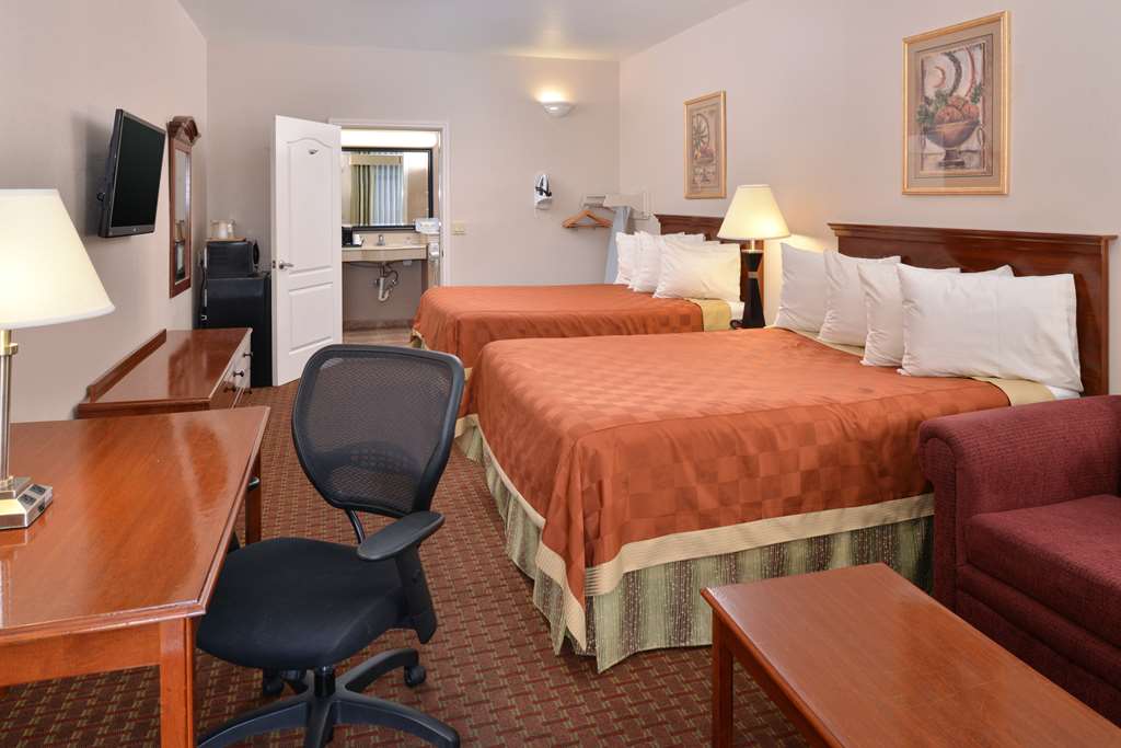 Americas Best Value Inn & Suites San Benito - photo 11