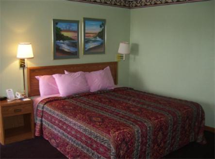 Regency Inn - carbon neutral hotel in Fayetteville