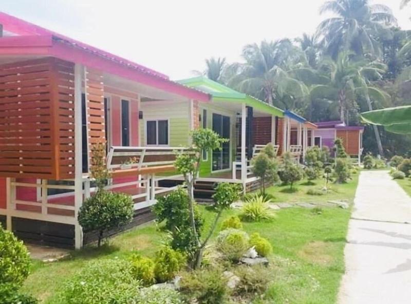 Koh Mook Garden Beach Resort - carbon neutral hotel in Trang