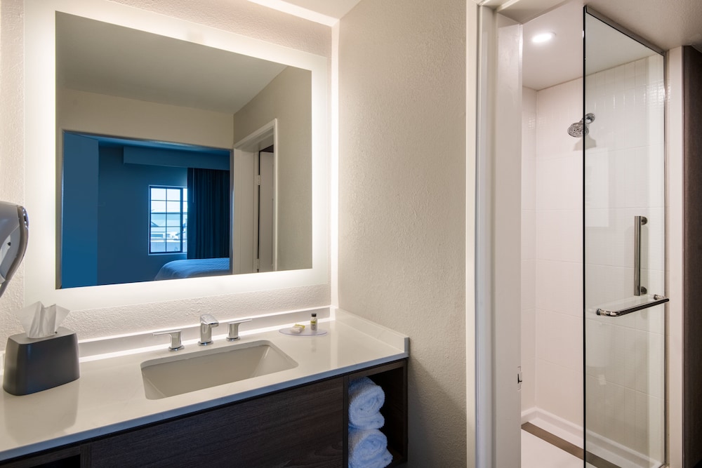 Staybridge Suites Phoenix Glendale Sports Dist by IHG - photo 37