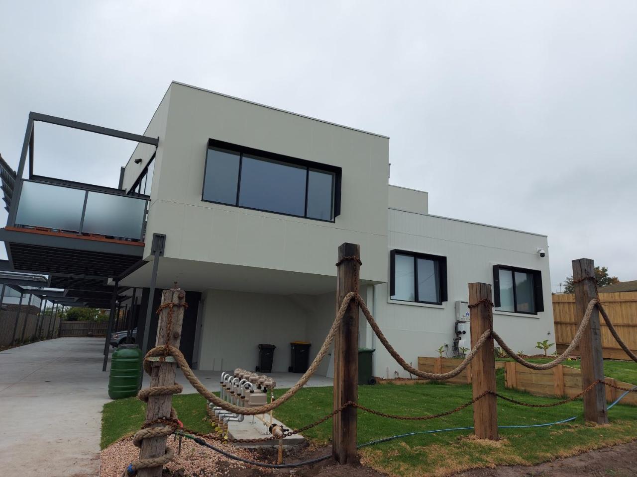 Waterline Property Portarlington - carbon neutral hotel in Portarlington