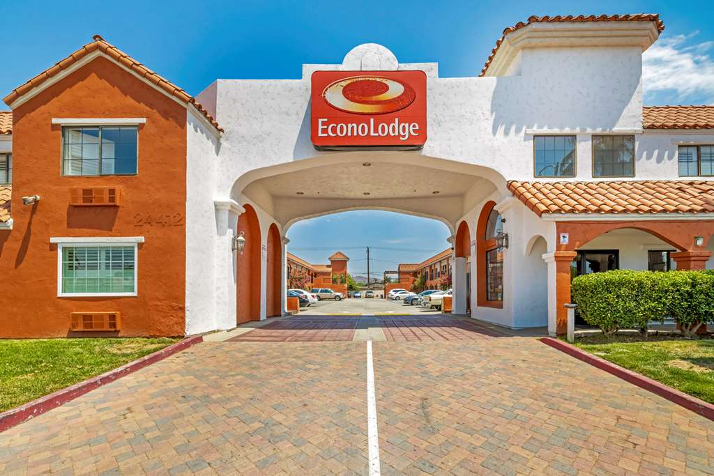 Econo Lodge Moreno Valley - photo 2