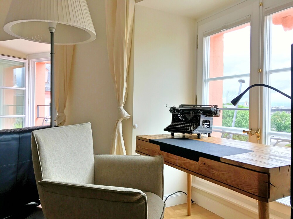 In-Room Business Center