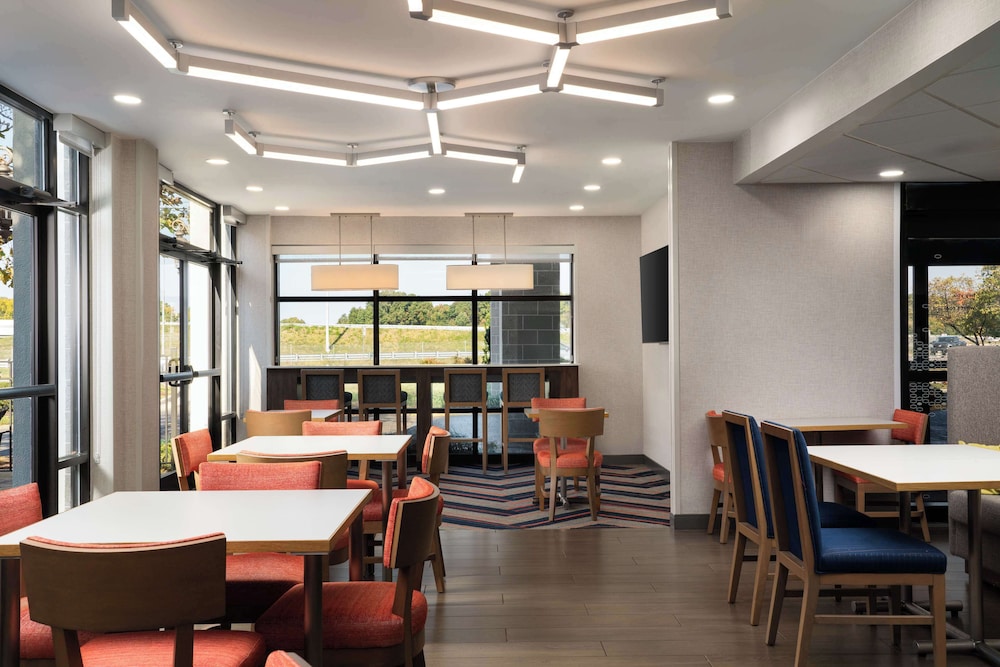 Hampton Inn Norfolk Virginia Beach - photo 3