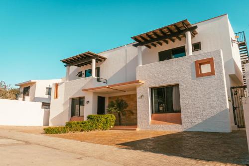 Desert Villas Cabo — 4-Star Luxury Hotel in Cabo San Lucas, Mexico