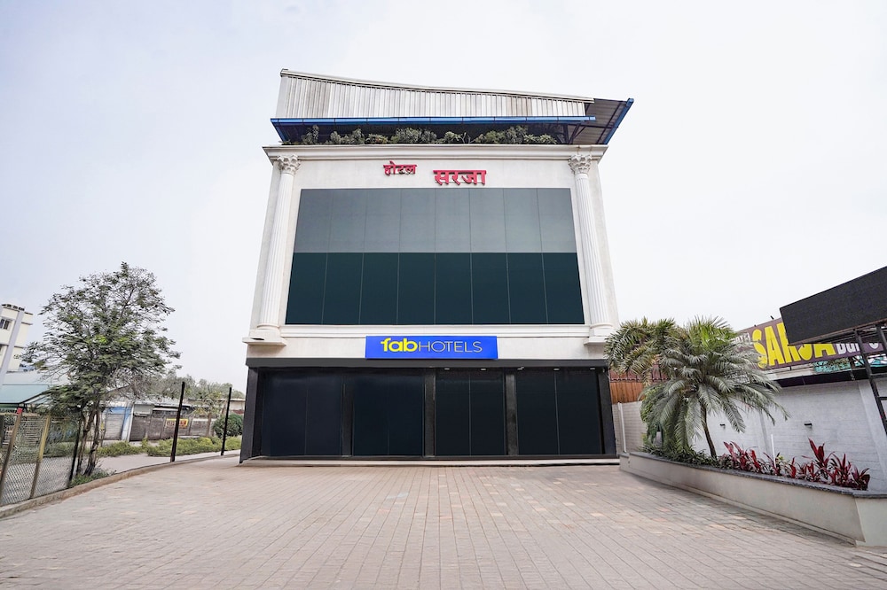 Fabhotel Sarja Sky in Nagpur, India