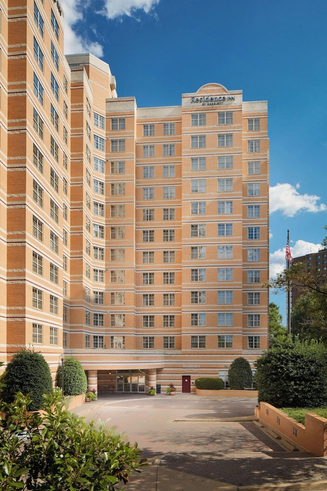 Residence Inn by Marriott Arlington at Rosslyn - photo 2