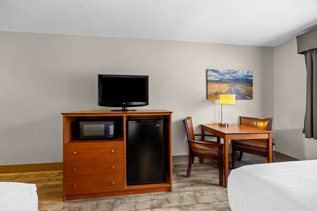 Best Western Inn At The Rogue - photo 11