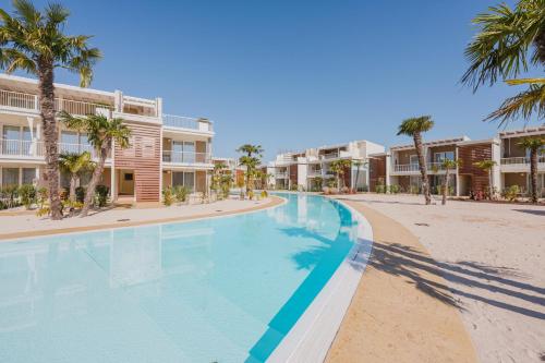 Wave Island Vice D9 — 4-Star Luxury Hotel in Lido Di Jesolo, Italy
