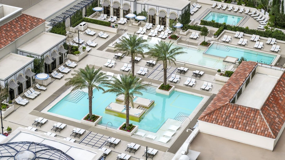 The Venetian Prestige Club Lounge - photo 24
