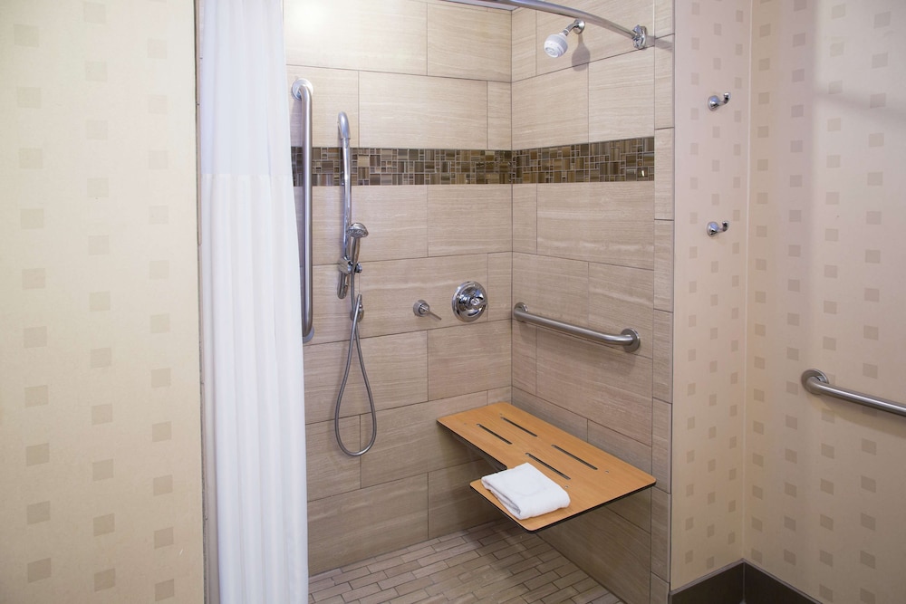 Hampton Inn Oxford West - photo 36