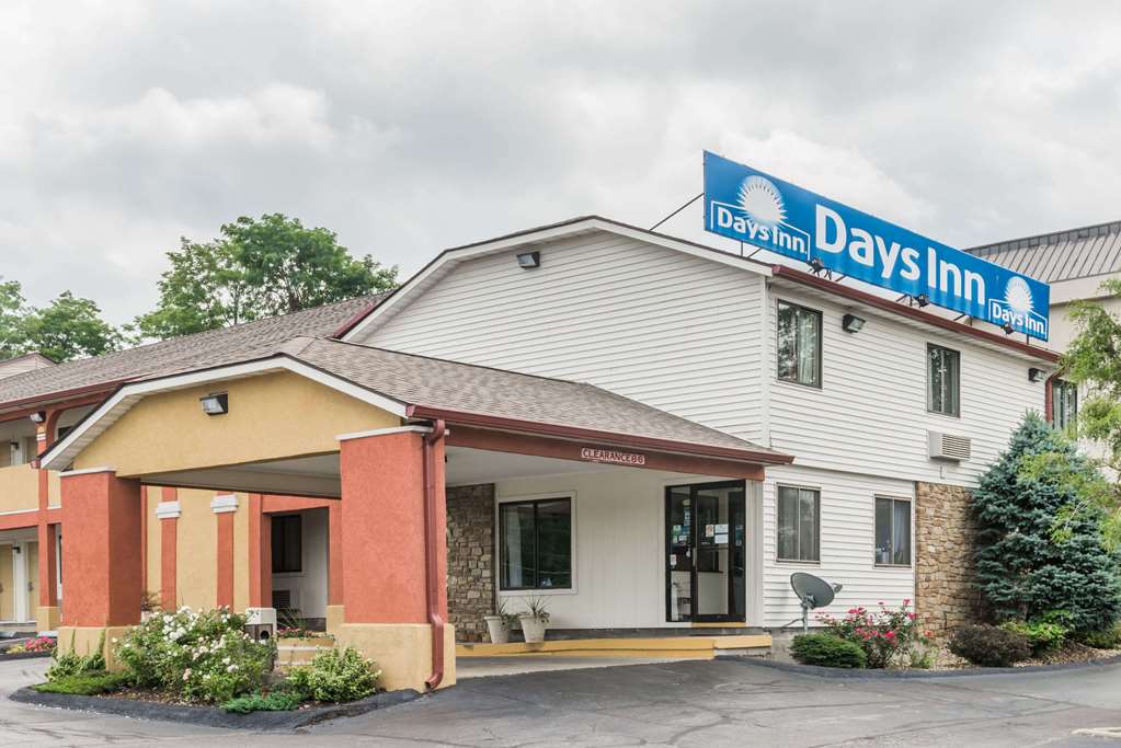 Days Inn Bloomington