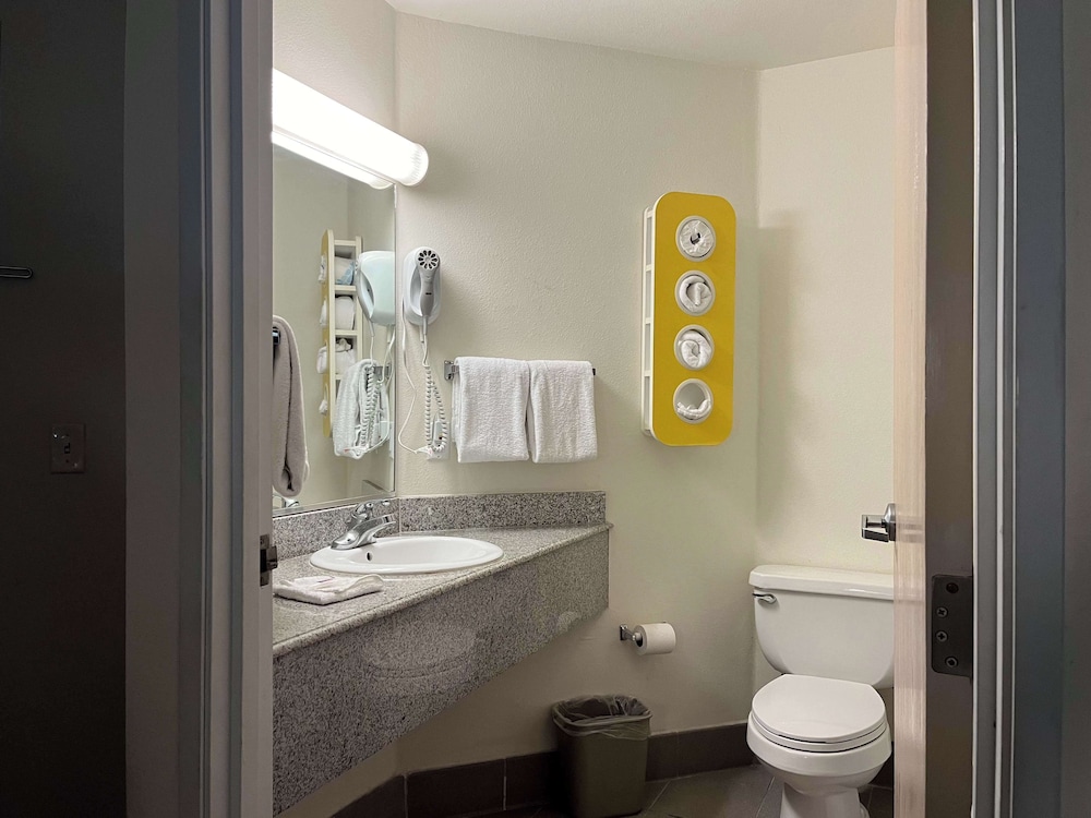 Studio 6 Las Cruces NM Telshor - photo 8