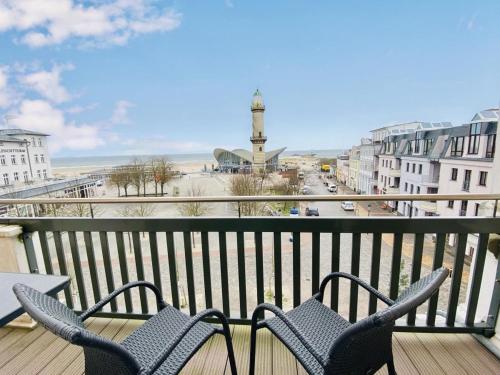 Berringer Reling an der Promenade — 4-Star Luxury Hotel in Rostock, Germany