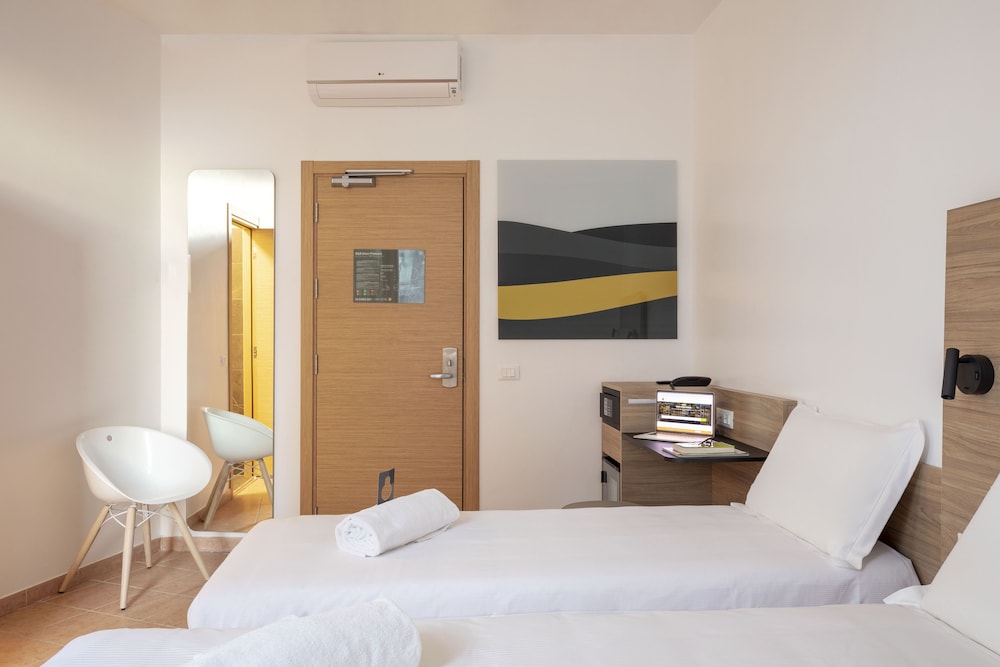 G Hotel — Pomezia — photo 5