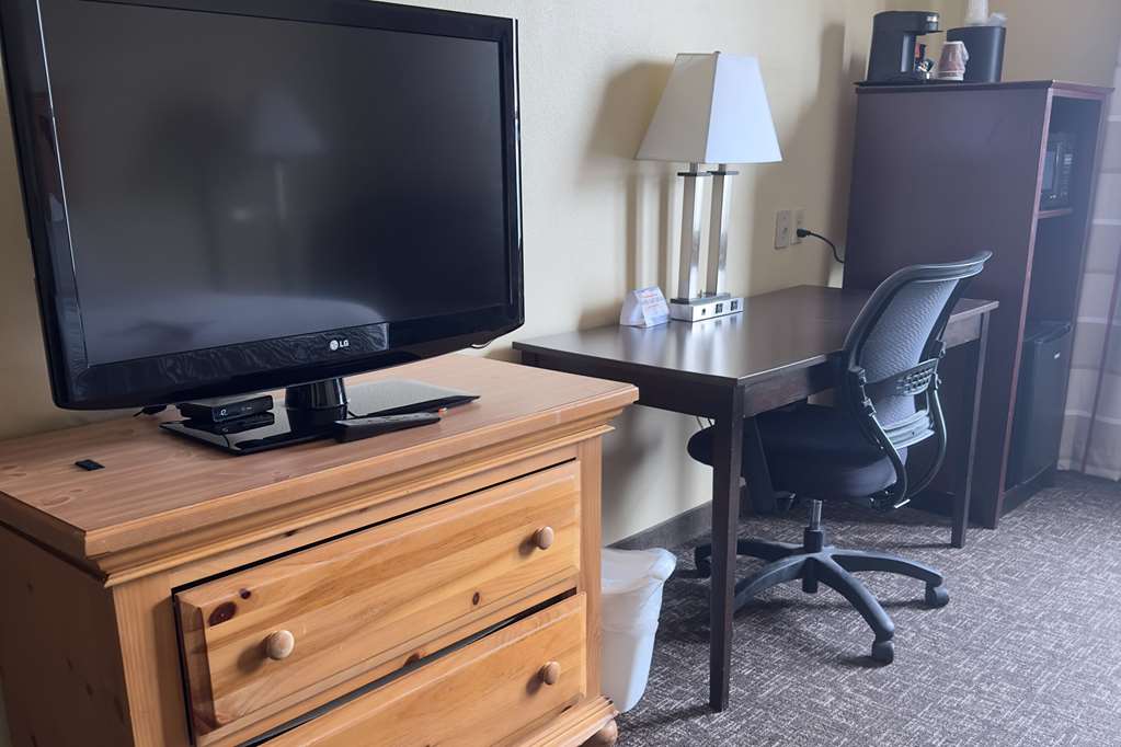 Sleep Inn & Suites near Spirit Mountain - photo 8