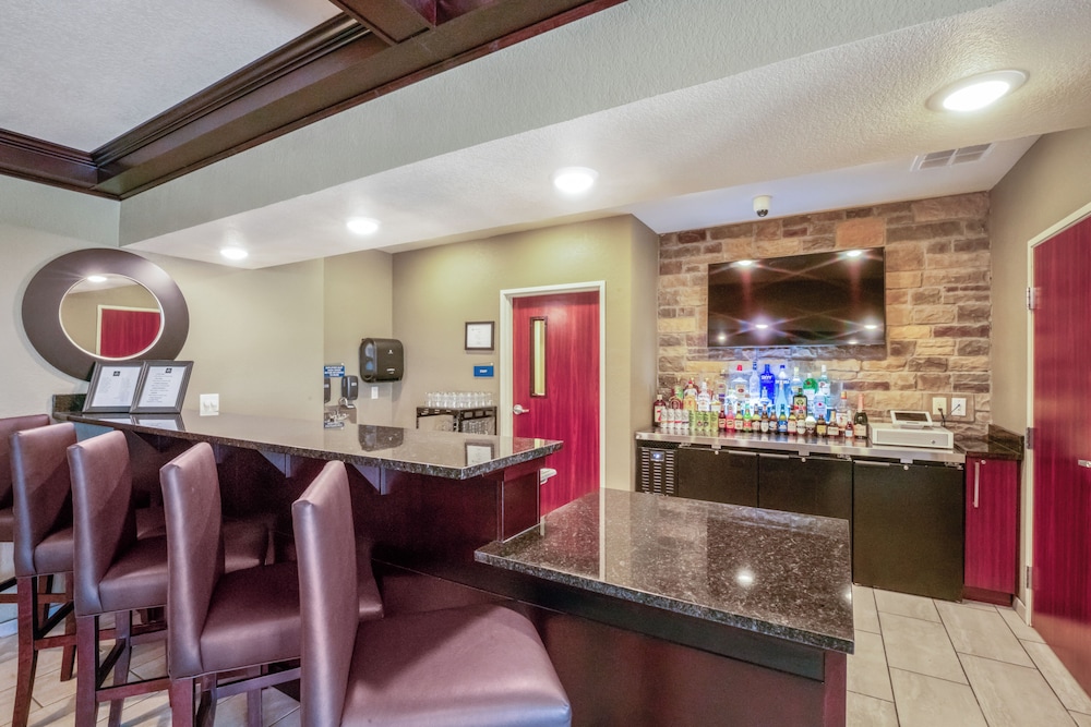 Cobblestone Inn & Suites Boise City - photo 51
