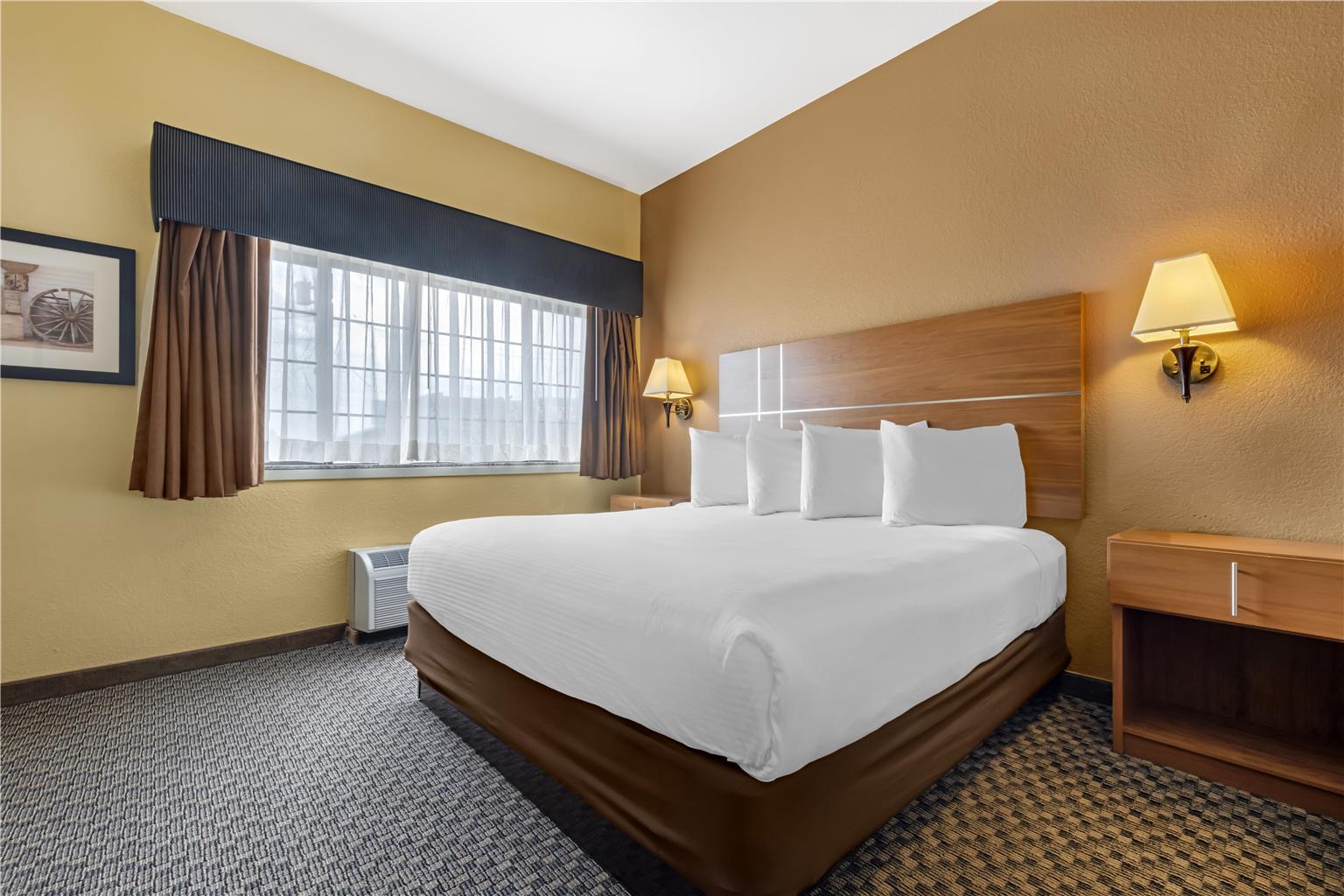 Best Western Plus Shamrock Inn & Suites - photo 22
