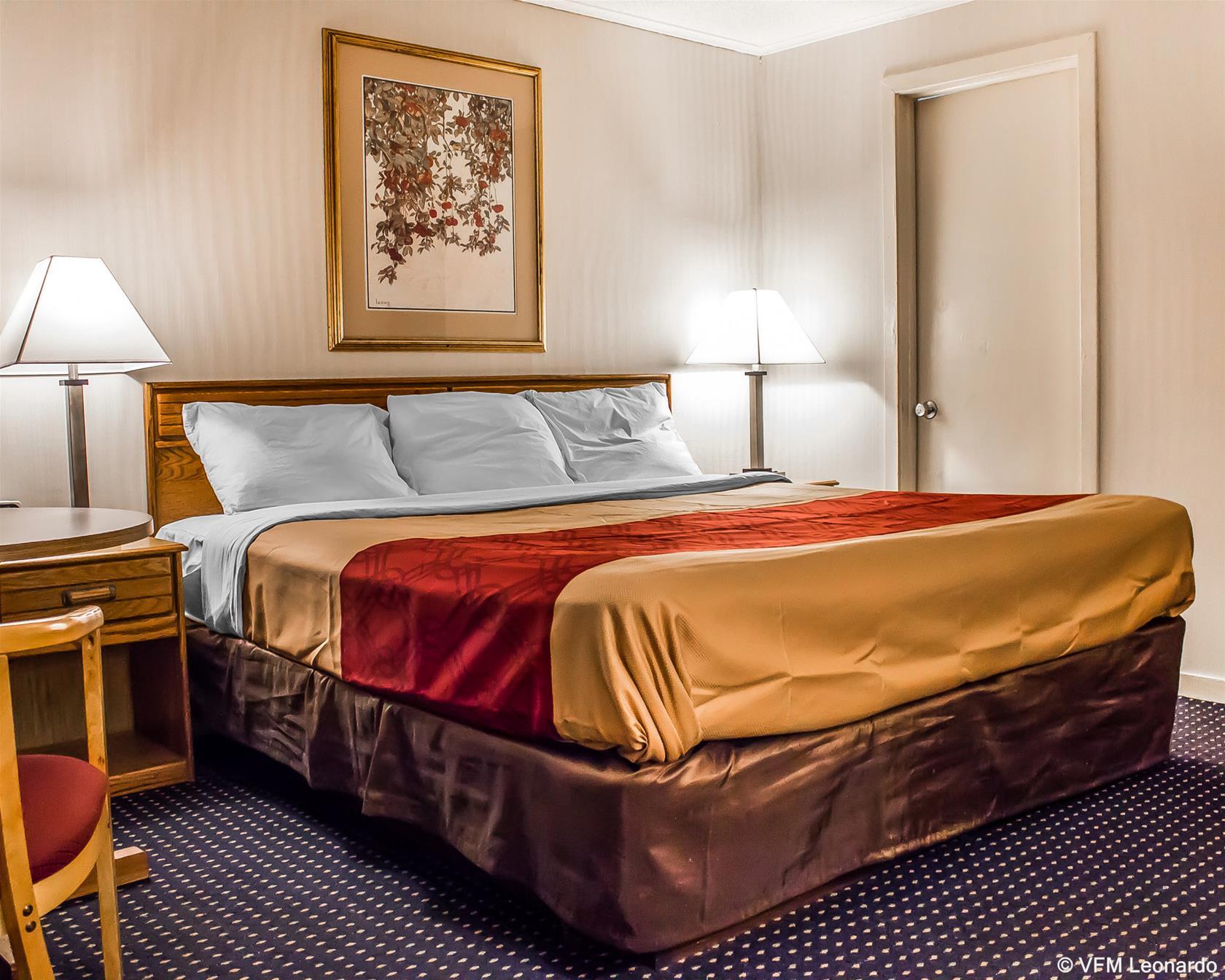 Economy Inn East Hartford CT - photo 44