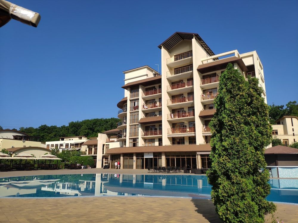Aquamarine Hotel&SPA — hotel in Novomikhaylovskiy