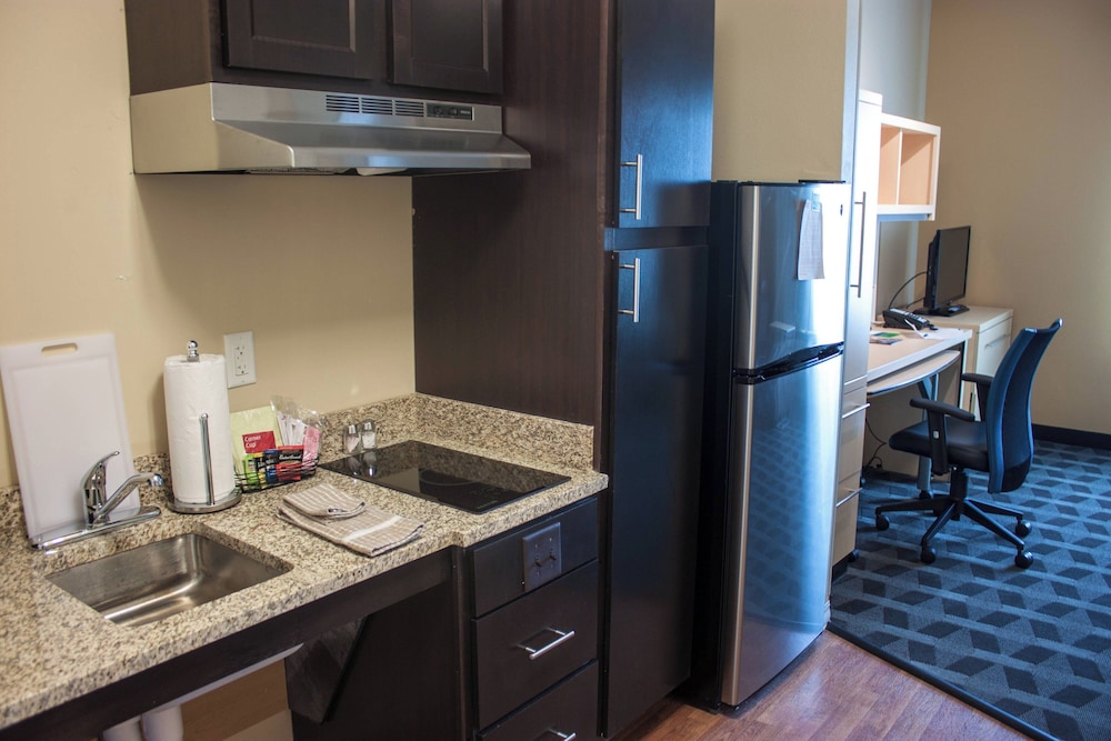 Towneplace Suites Beaumont Port Arthur - photo 9