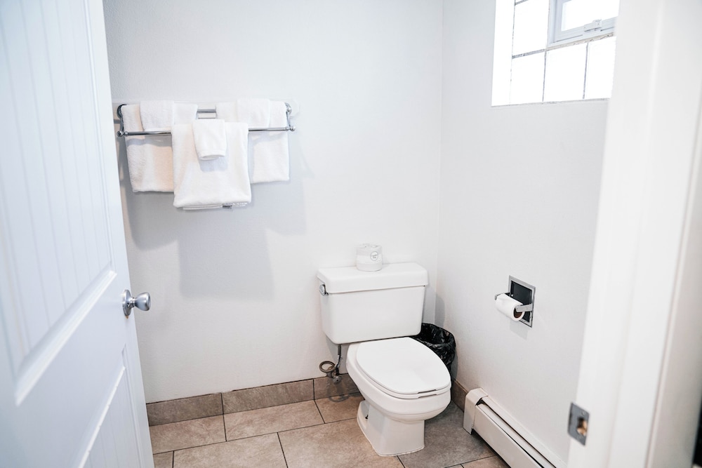 Salida Inn & Monarch Suites - photo 85