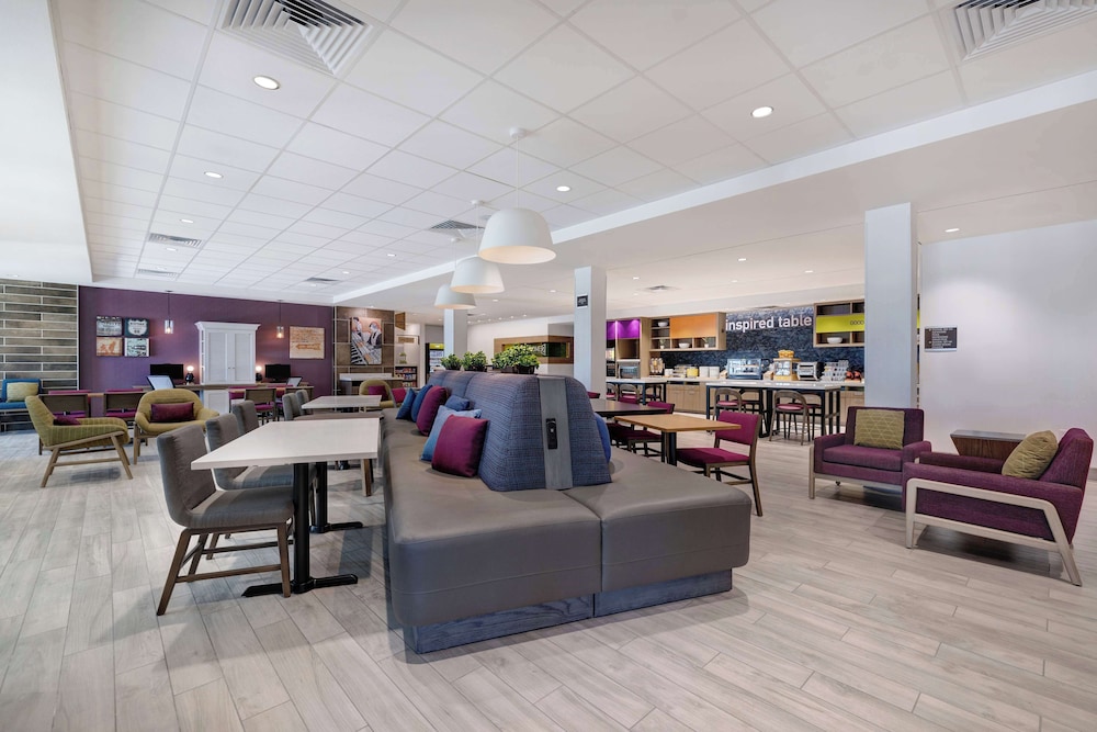 Home2 Suites by Hilton Petaluma - photo 2