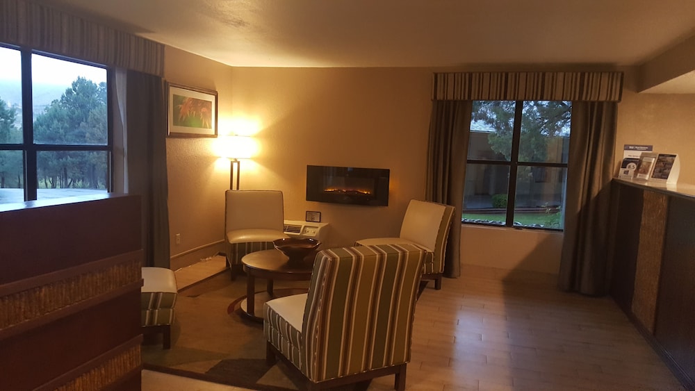 Best Western Pine Springs Inn - photo 4