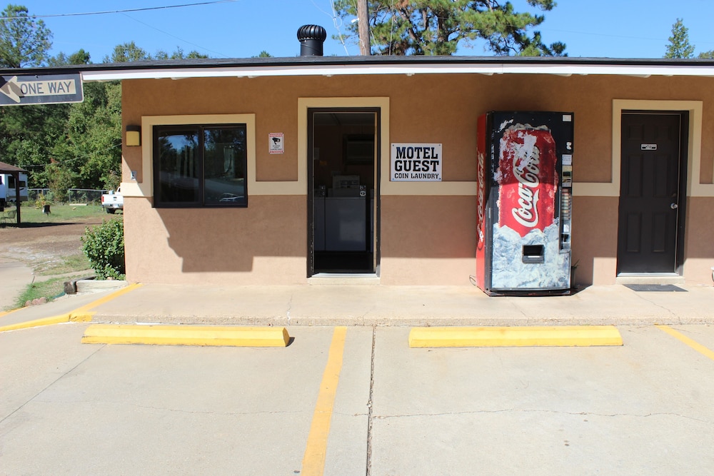 EverGreen Inn & RV - photo 34