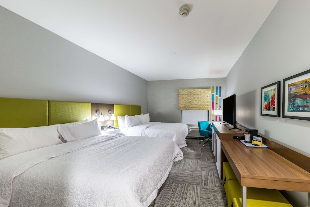 Hampton Inn & Suites Pryor - photo 13