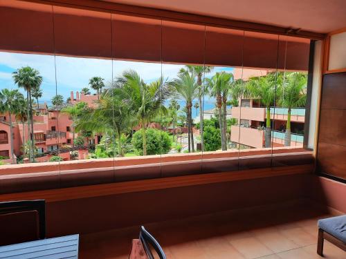 Las Salinas - last minute hotel in Estepona