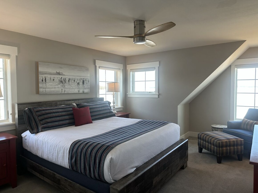 Quarterdeck Resort & Restaurant - photo 105