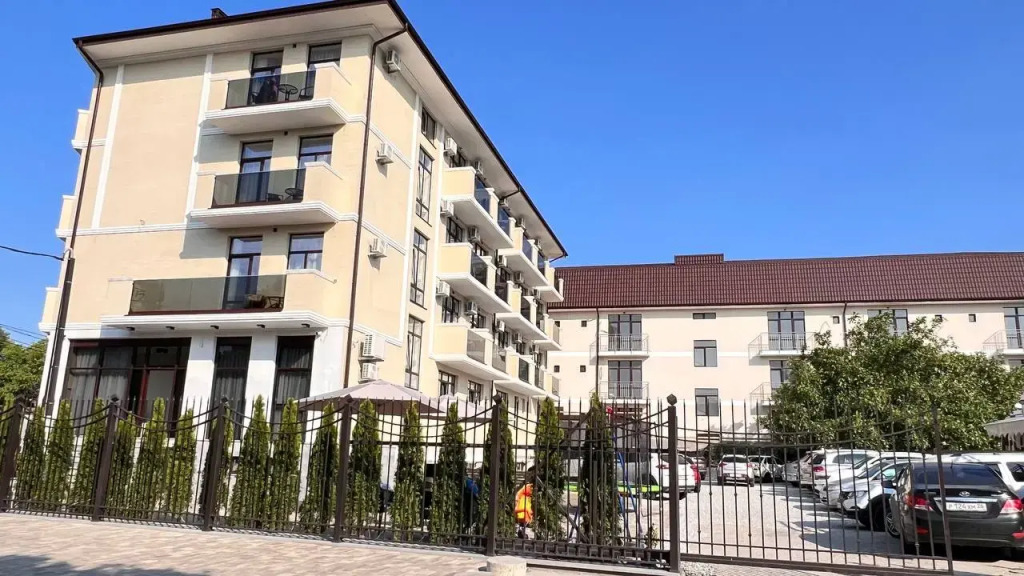 Art Hotel - last minute hotel in Divnomorskoye