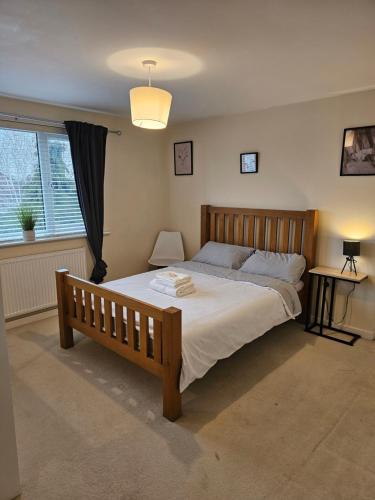 Guest Room stay in Dartford Close to all amenities — hotel in Dartford