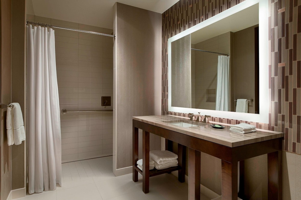 The Westin Phoenix Downtown - photo 18