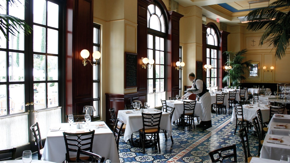 The Venetian Prestige Club Lounge - photo 68