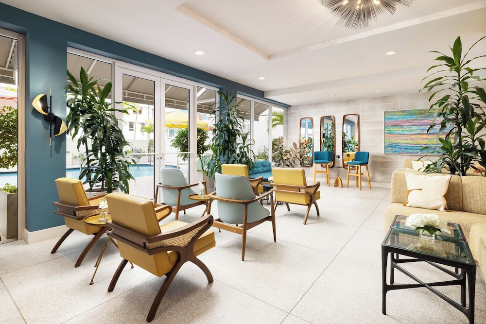 Hotel Continental Miami Beach Tapestry Collection by Hilton - photo 10