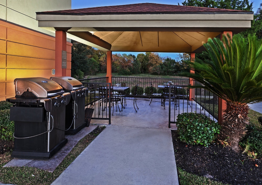Candlewood Suites Pearland by IHG - photo 20