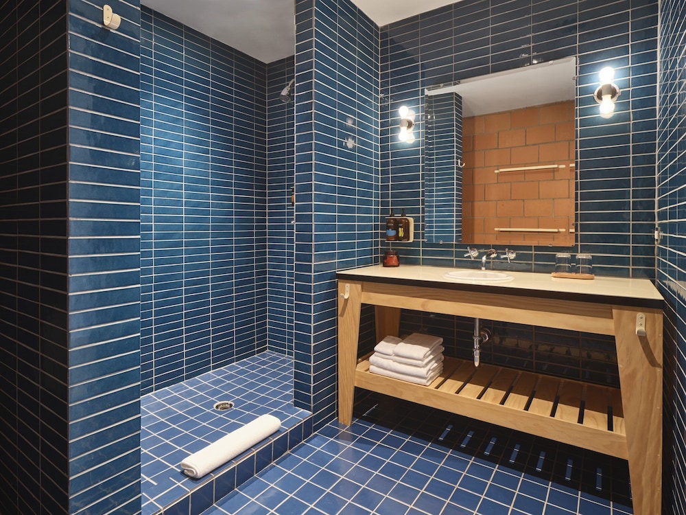 The Carpenter Hotel - photo 33