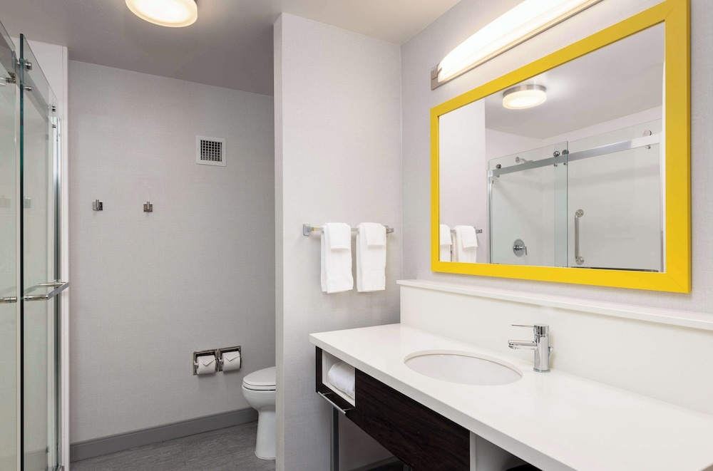 Hampton Inn & Suites Manteca - photo 40