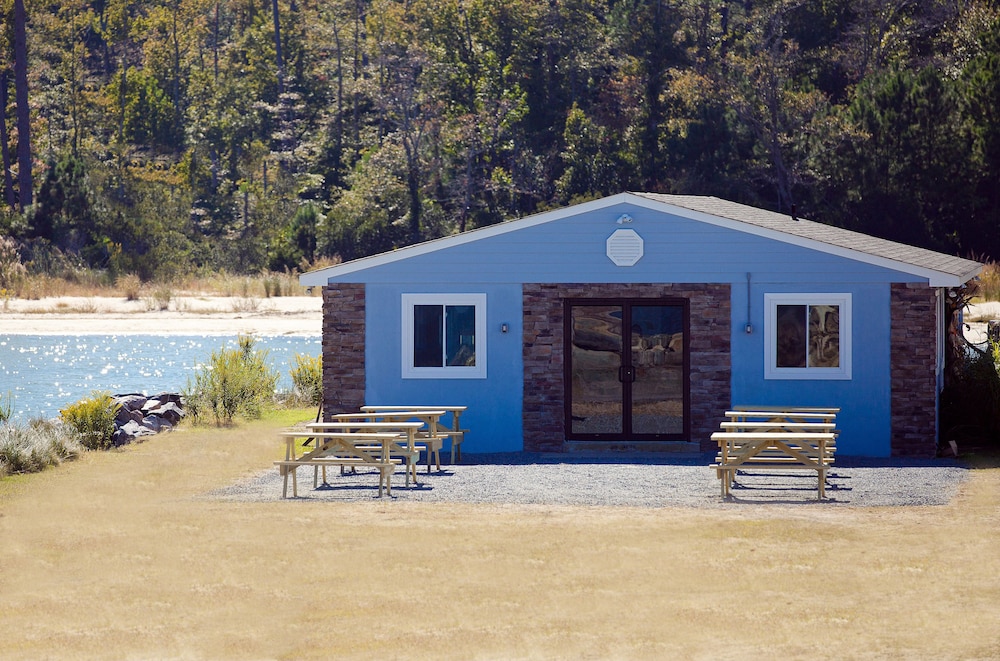 Sun Retreats Gwynn's Island - photo 12