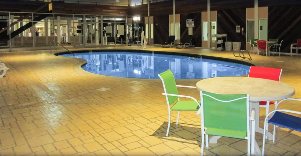 Four Points by Sheraton Rock Springs - photo 14