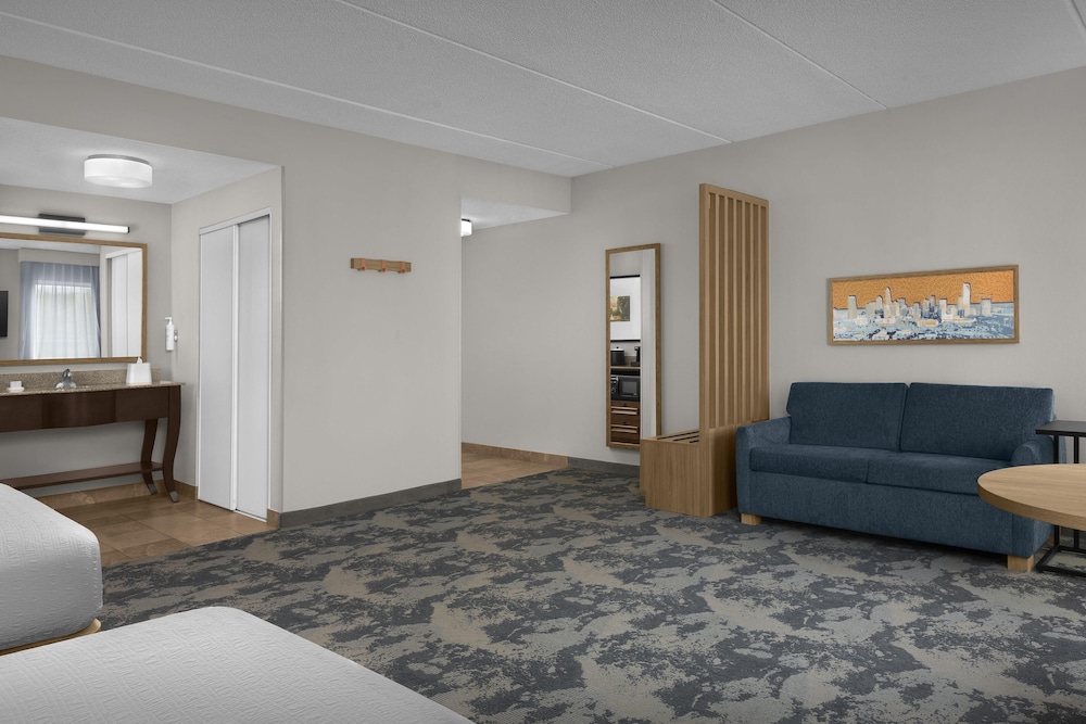 Hampton Inn & Suites Huntersville - photo 24